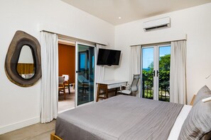 2 bedrooms, desk, free WiFi, bed sheets