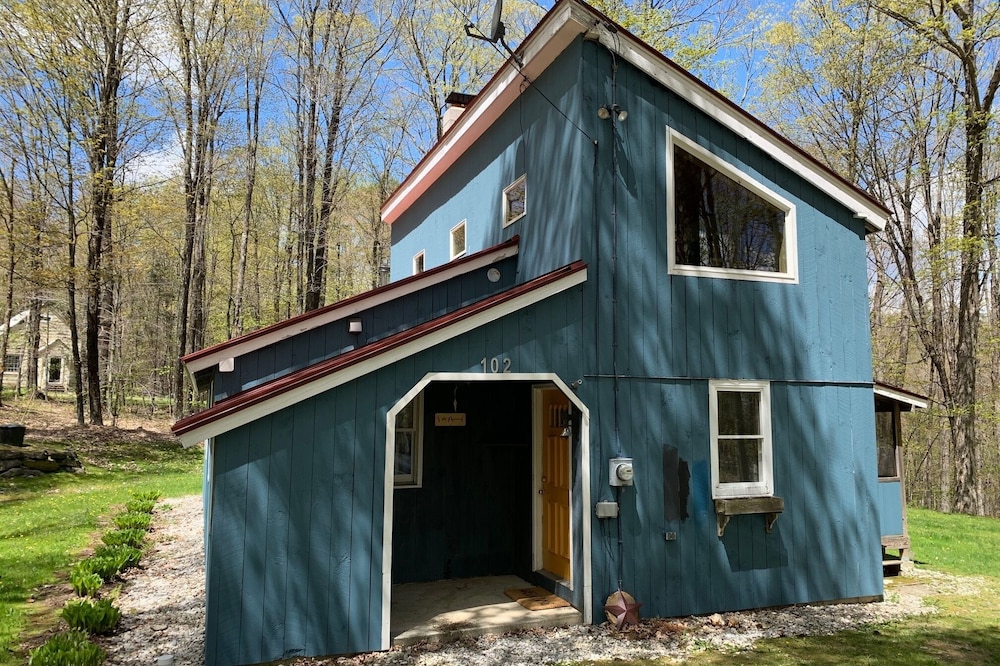 Four Season Charming Chalet close to everything