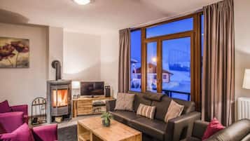 Télévision, cheminée