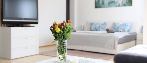 1 soverom, strykejern/-brett, wi-fi (inkludert) og sengetøy