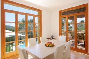 Dining - Finca S'Estepa with Pool & Wi-Fi (Bunyola)