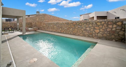 Three Trees Saltwater Pool Place-Heated Pool