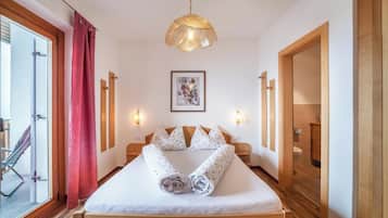 1 quarto, Wi-Fi de cortesia, roupa de cama