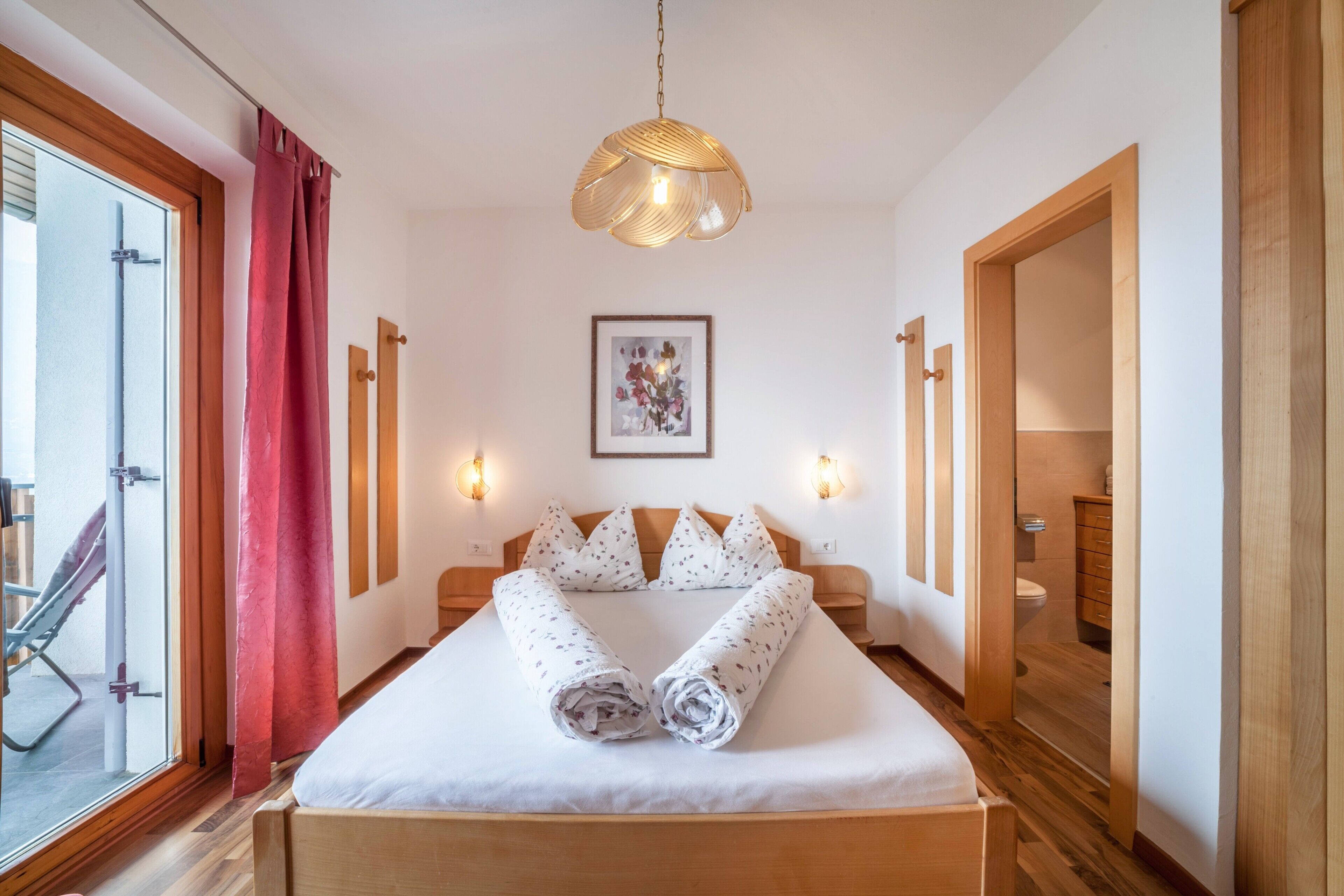 1 多间卧室、免费 WiFi、床单