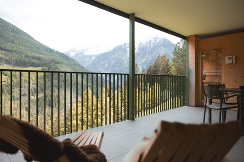 Apartment "Archehof Hochzirm Lodge Johanna" with Mountain View, Sauna & Terrace
