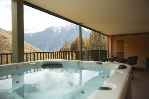 Apartment "Archehof Hochzirm - Greti" with Mountain View, Sauna & Terrace