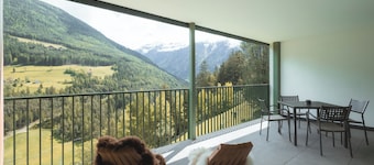Appartamento di vacanza "Archehof Hochzirm Lodge Anna" con vista sulle montagne e sauna