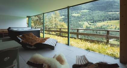 Apartment "Archehof Hochzirm - Anton" with Mountain View, Sauna & Terrace