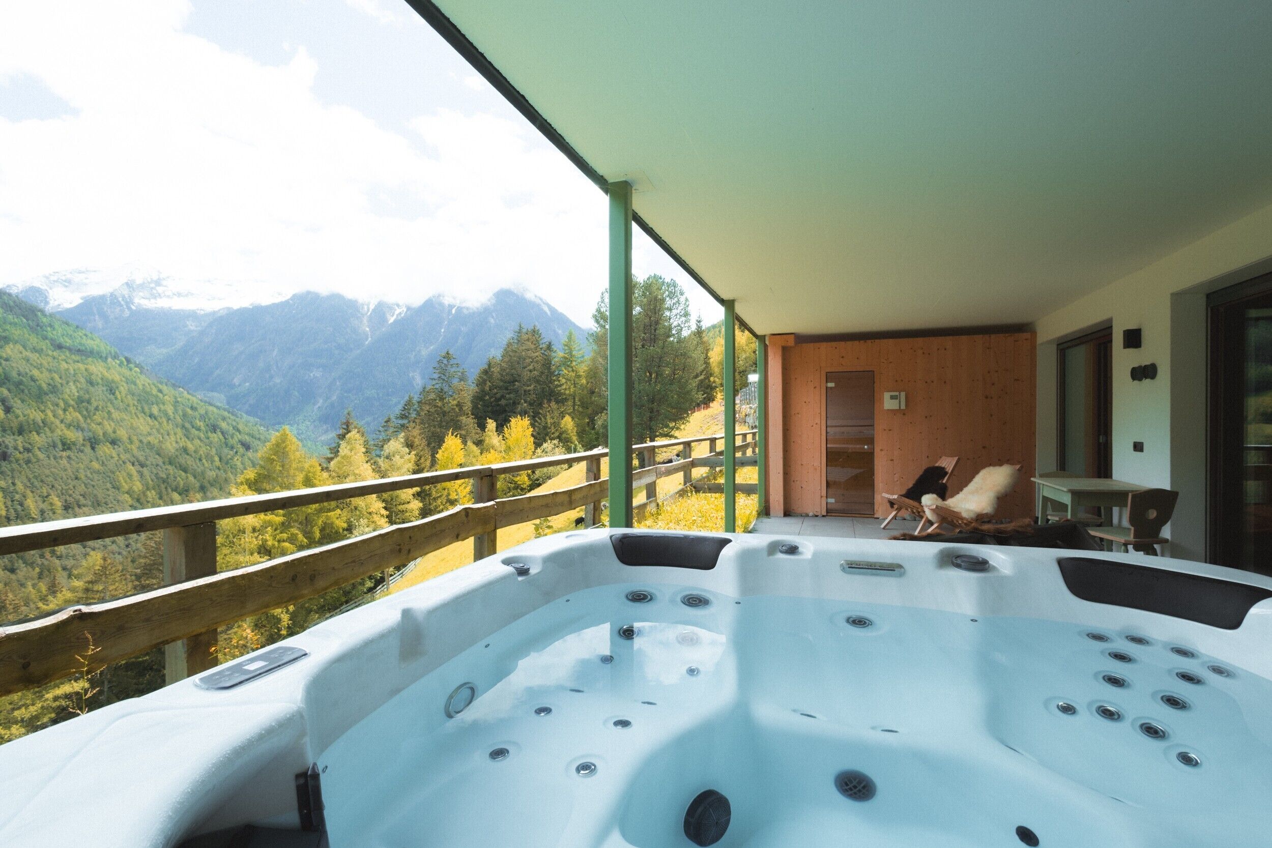 Bain à remous extérieur