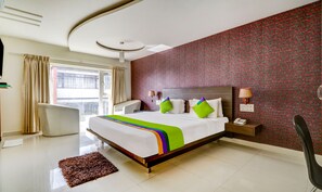Standard Double Room | Desk, iron/ironing board, free WiFi, bed sheets - Treebo Orchid, 2.5 kms to Mahatma Gandhi Park (Chikkamagaluru)
