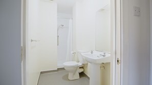 Shower - Waterford City Campus - Self Catering (Waterford)