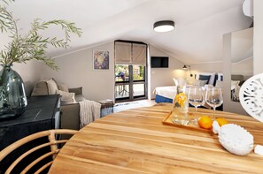 In-room safe, desk, iron/ironing board, free WiFi - Sunset Residence Rovinj (Rovinj)