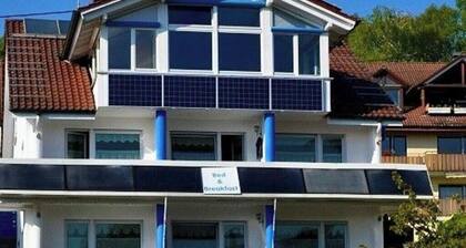 Doppelzimmer 4, mit Balkon - Gästehaus am Lindenweg