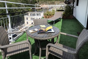 Suite – junior, terrasse | Terrasse/patio