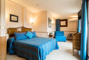 1 bedroom, premium bedding, down duvets, minibar