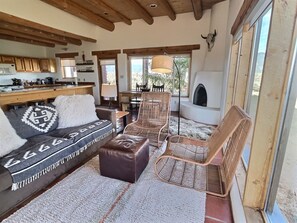 Smart TV, fireplace, DVD player, offices