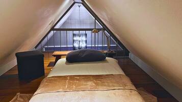 2 slaapkamers, een bureau, een strijkplank/strijkijzer, gratis wifi