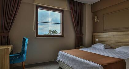 Grand Ayzek Otel