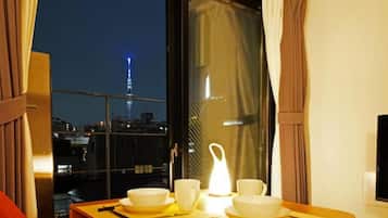 Family Quadruple Room, Balcony, City View, Non Smoking (5F) | Individually decorated, individually furnished, desk, laptop workspace