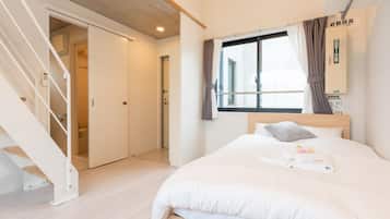 Family Triple Room, Terrace, City View, Non Smoking (5F) | Individually decorated, individually furnished, desk, laptop workspace