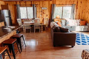 Smart TV y chimenea