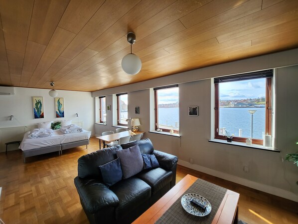 Premium bedding, free WiFi, bed sheets - Grannys Harbour View (Sønderborg)