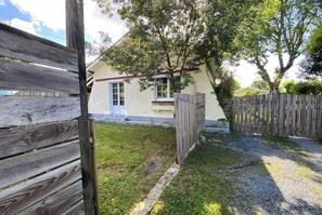 Exterior - Maison Des Lauriers à Andernos with heated pool (Andernos-les-Bains)