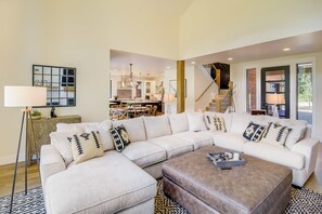 Smart TV, fireplace, video games, DVD player