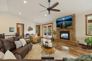 Smart TV, fireplace, table football, ping pong