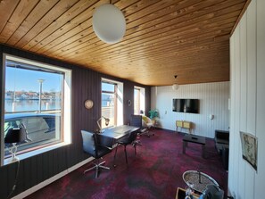 Basic Double Room | Free WiFi