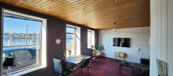 Grannys House - View of the harbour