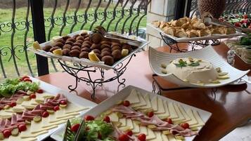 Desayuno buffet incluido todos los días