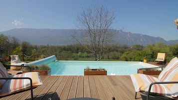 Una piscina riscaldata