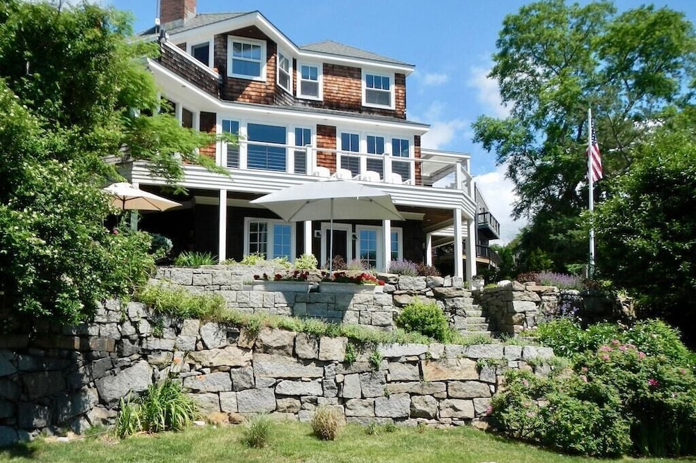 A tranquil ocean retreat steps from the water's edge