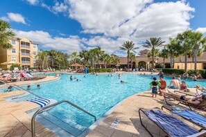 A heated pool - Featured- 5 Bedroom 5 Bath Private Pool & Spa! Windsor Hills (Kissimmee)