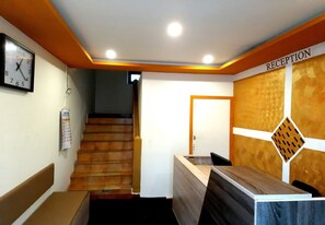 Reception - Grand Kodai SR Inn (Kodaikanal)