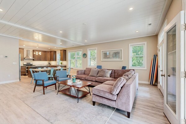 TV, DVD player, ping pong