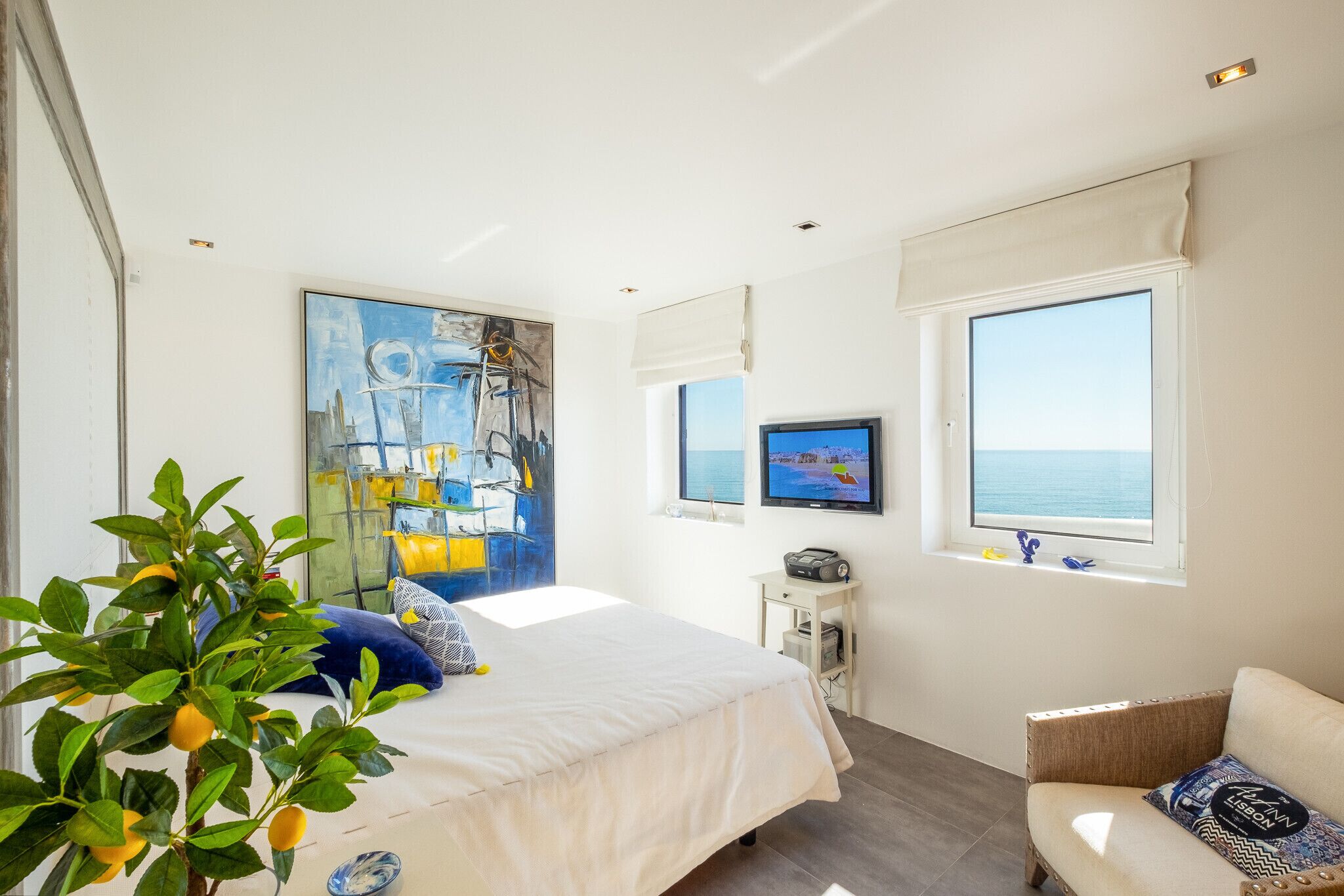 4 habitaciones, escritorio, tabla de planchar con plancha y wifi gratis 