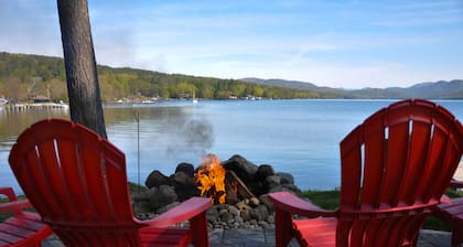 Lake House with gorgeous view, private beach, dock space, fireplace, hammock