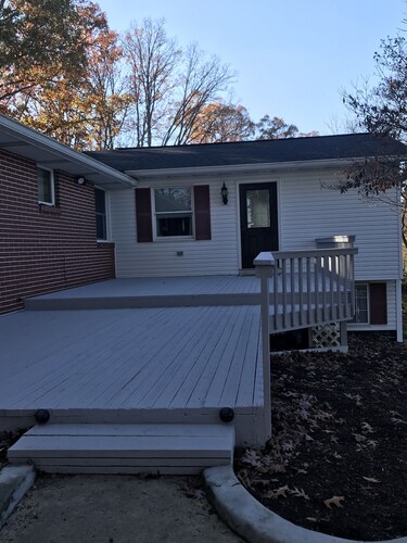 A small studio apartment located in the middle of beautiful Amish country.