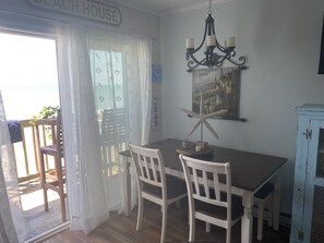 Dining - Topsail Reef  Breathtaking Paradise Vacay (North Topsail Beach)