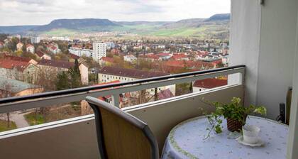 Cozy domicile above the rooftops of Jena with Netflix access
