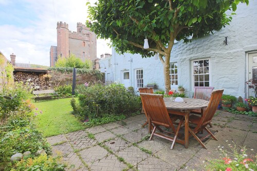 57 High Street -  a house that sleeps 5 guests  in 2 bedrooms