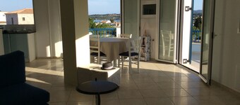 Appartement Dans le Village, Spacieux et Lumineux