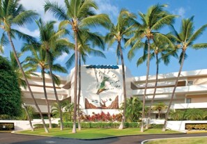 Exterior - Kona | Couples Hawaii Coast Stay | Pool + Views (Kailua-Kona)