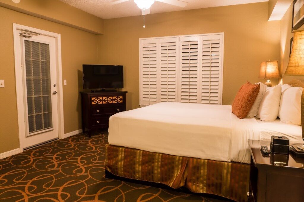 Orlando's Sunshine Resort, Orlando, Florida,  2 Bedroom Suite