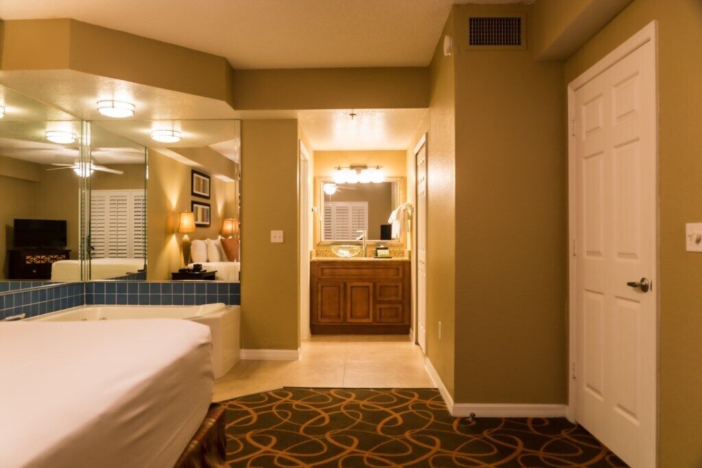 Orlando's Sunshine Resort, Orlando, Florida,  2 Bedroom Suite