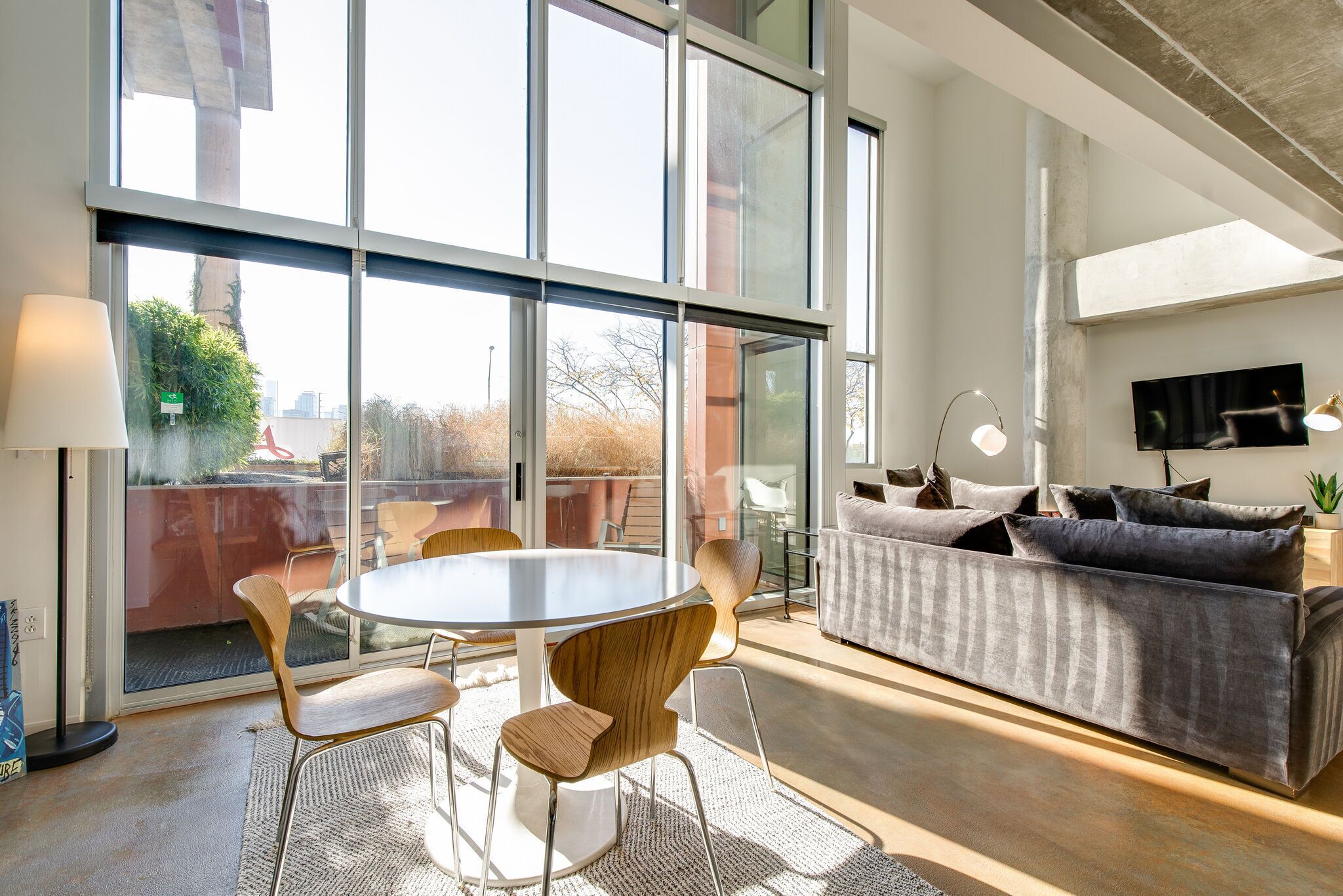 Spacious Chic 1Br East Nashville Loft!