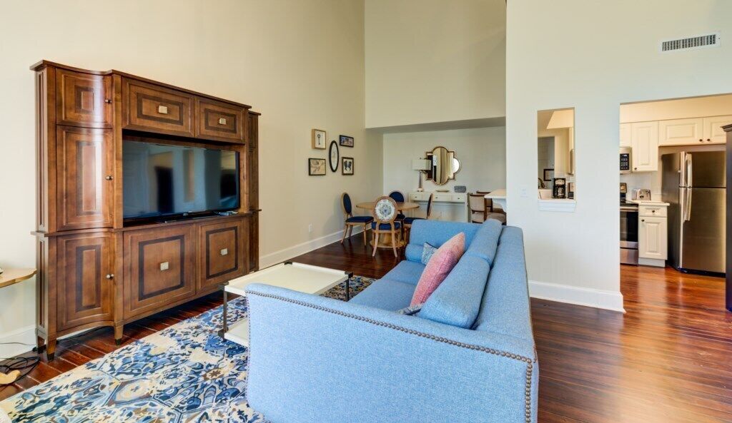 The Lodge Alley Inn™ - 1 Bedroom