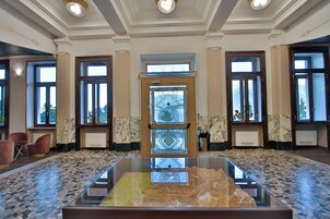 Hall